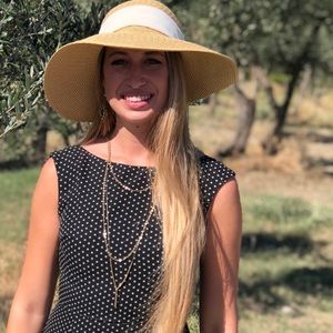 Meet your Posher, Gabrielle